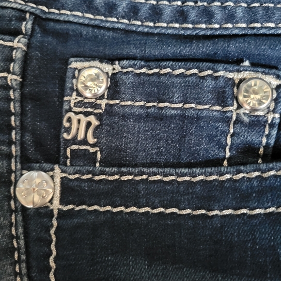 Miss Me Jeans - Picture 4 of 5